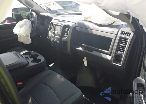 2024 Ram 1500 Classic Tradesman 4X4 5'7 Box z USA, uszkodzony, nr VIN 1C6RR7KT1RS153010